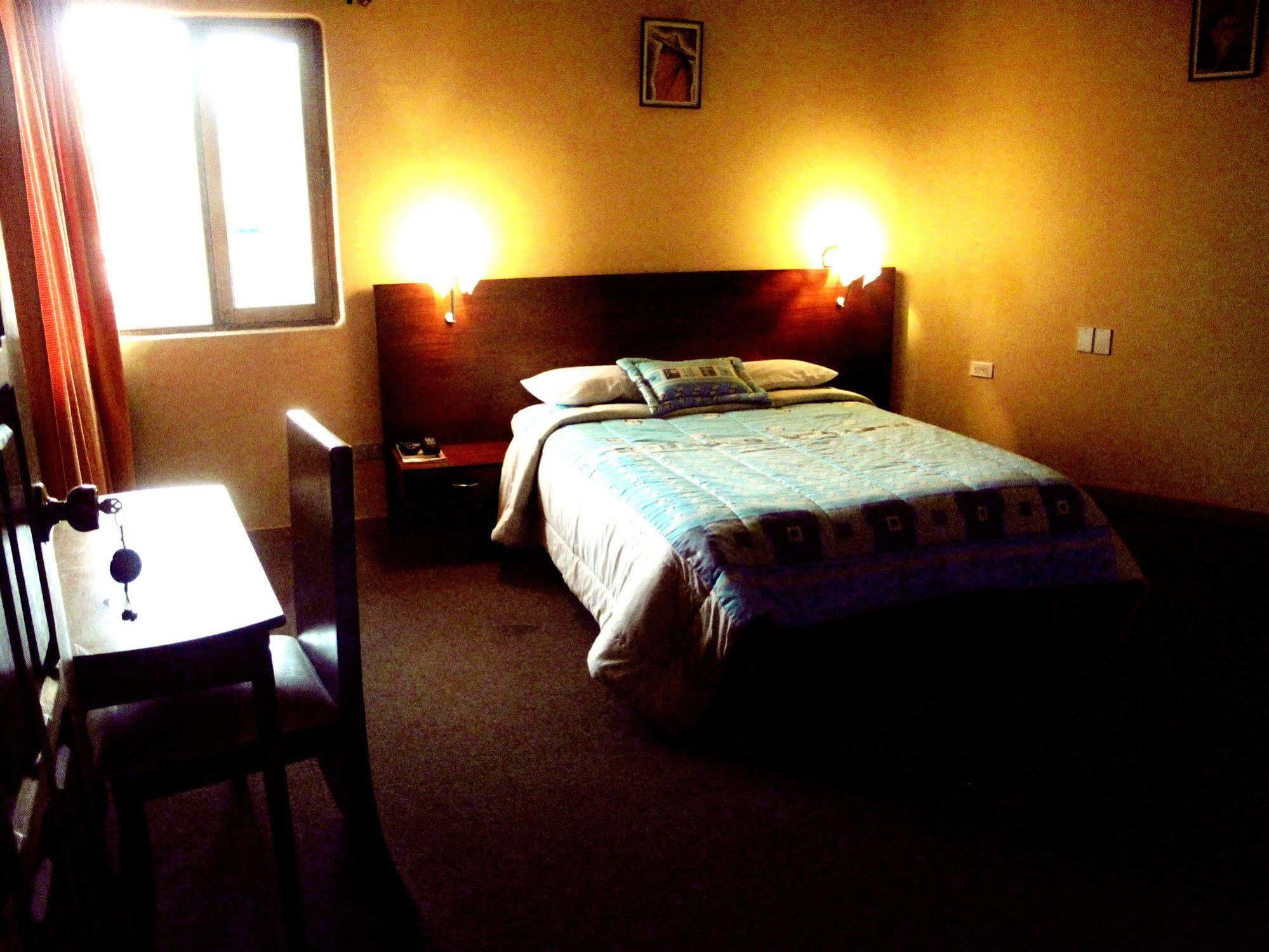 Aqua Hostal Mabel Cuenca Zewnętrze zdjęcie