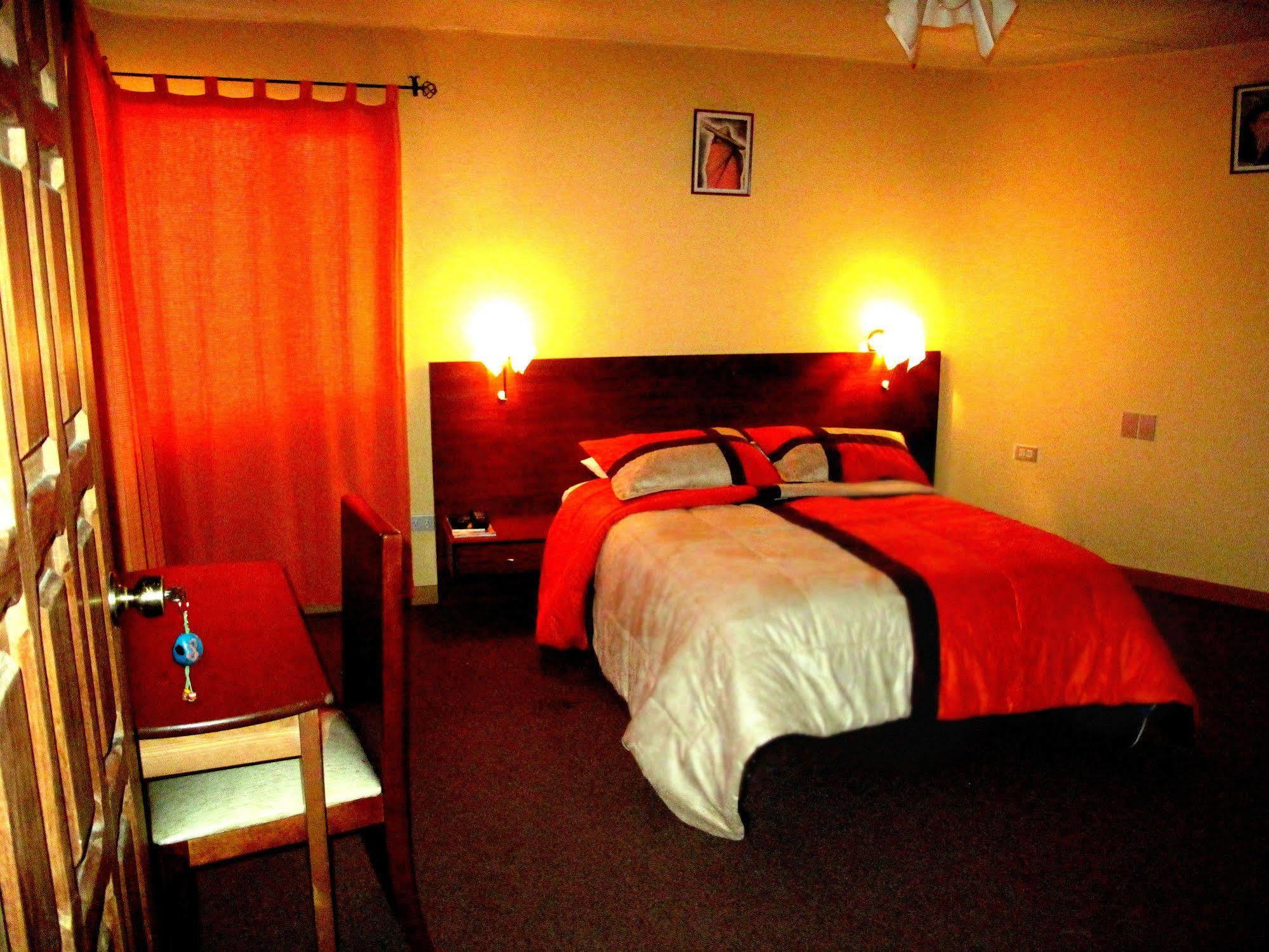Aqua Hostal Mabel Cuenca Zewnętrze zdjęcie